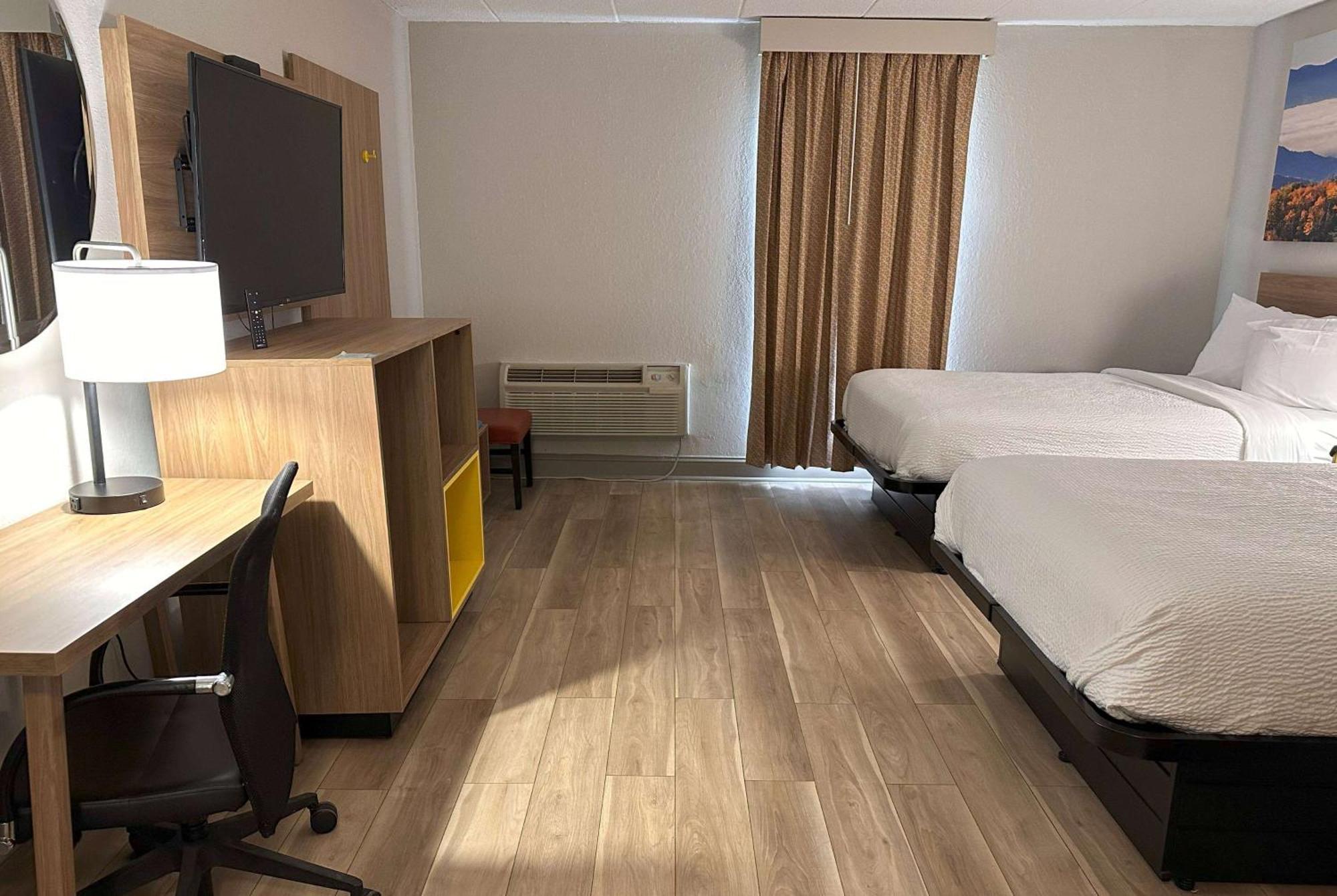 Days Inn By Wyndham Kings Dominion Doswell Eksteriør billede